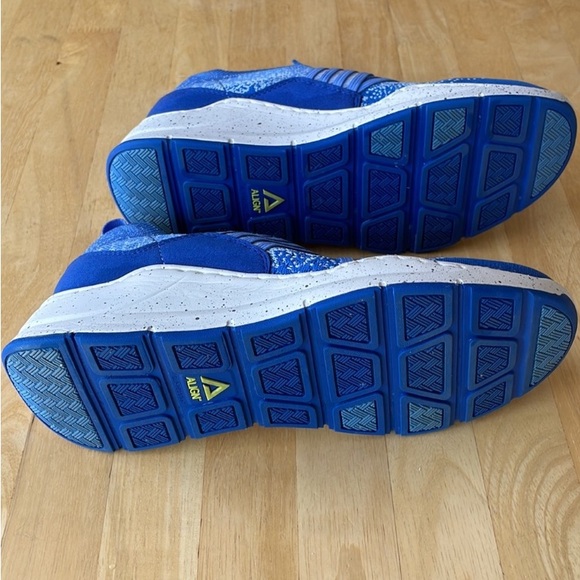 NWOT  ALIGN CELESTRIAL slip on sneakers marine blue - Picture 3 of 8